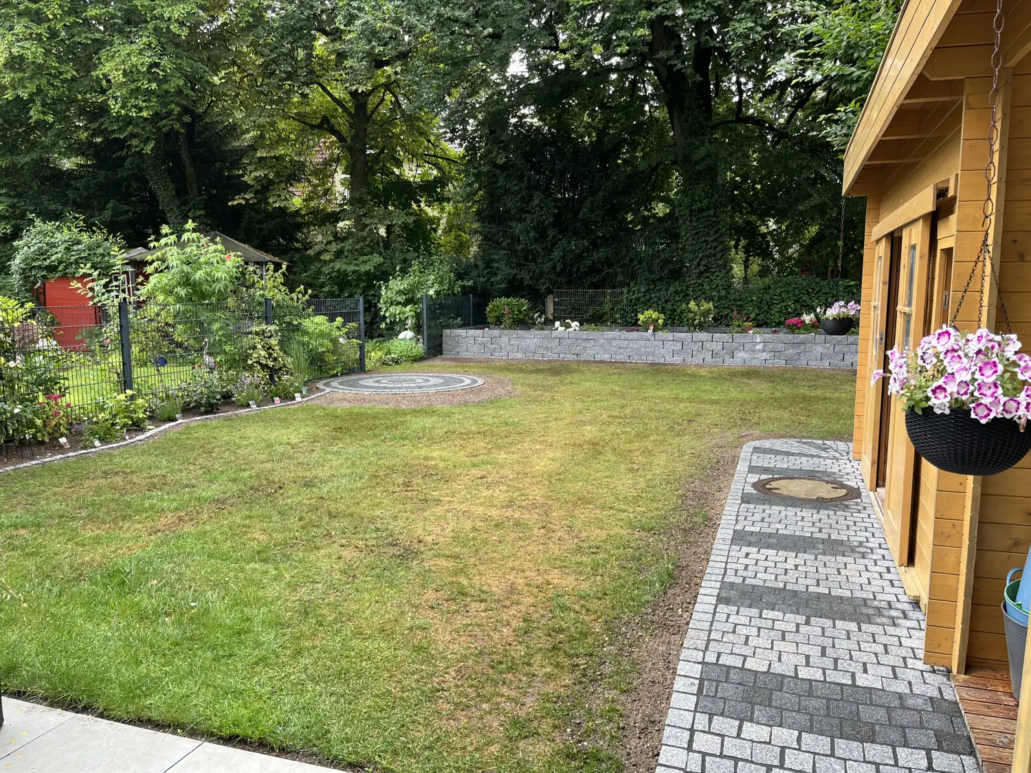 Florian Wäsler - Garten- und Landschaftsbau - Terassen & Wegebau